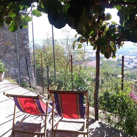 House With Stunning Views Villa Chiusdino Bagian luar foto