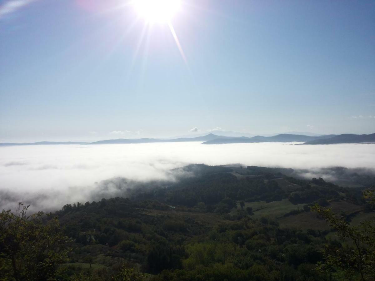 House With Stunning Views Villa Chiusdino Bagian luar foto